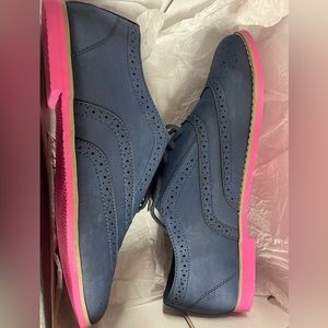 JustFab Blue/Pink Oxford